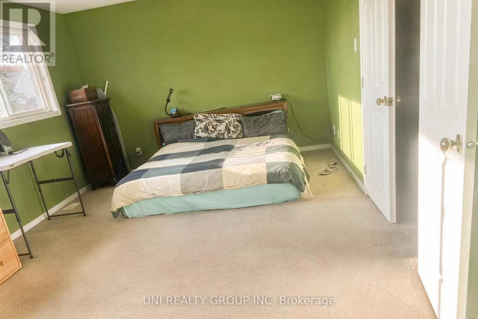 131 Lamplighters Drive, Ottawa, Ontario  K2J 0C1 - Photo 13 - X12415104