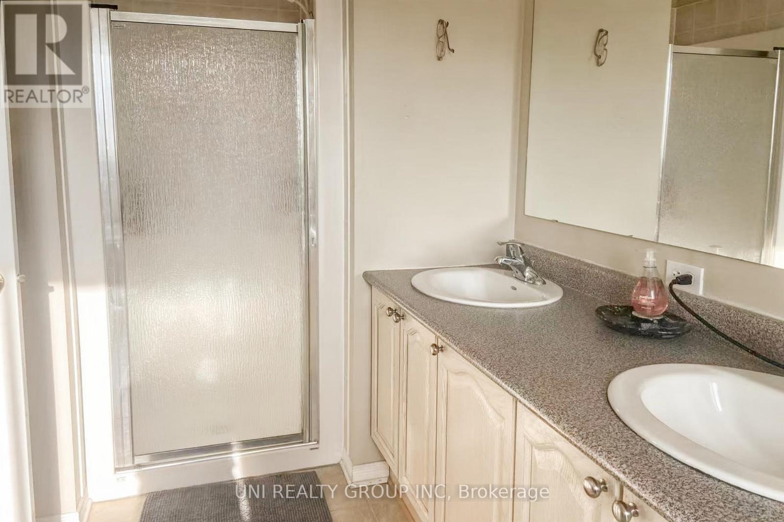 131 Lamplighters Drive, Ottawa, Ontario  K2J 0C1 - Photo 16 - X12415104