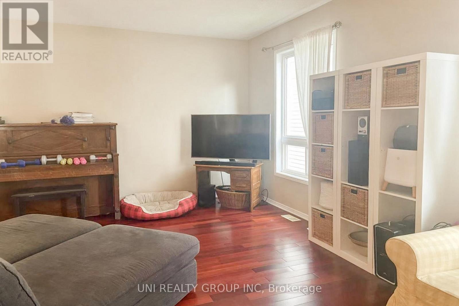 131 Lamplighters Drive, Ottawa, Ontario  K2J 0C1 - Photo 5 - X12415104