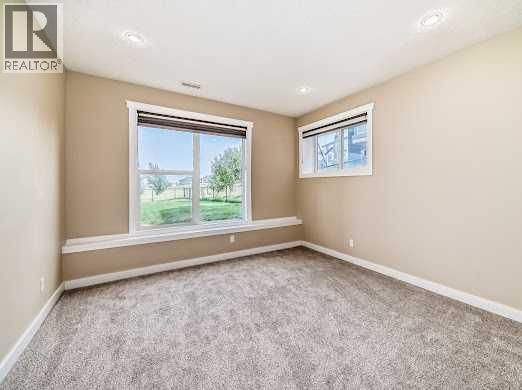 233 Pantego Road Nw, Calgary, Alberta  T3K 0B9 - Photo 36 - A2253448