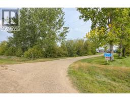 #4, 205019 100 Range Road Se, Rural Lethbridge County, Ca
