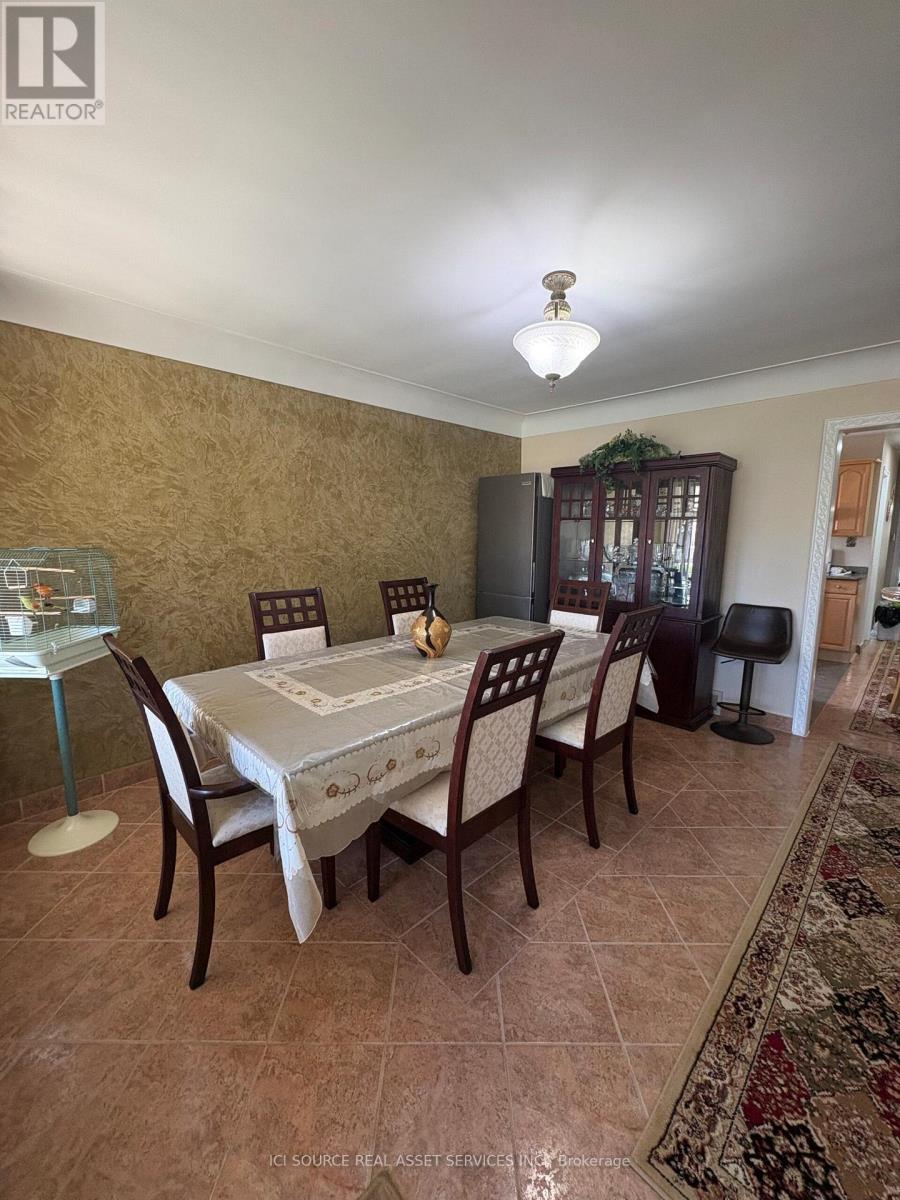 1657 Glendale Avenue, Windsor, Ontario  N8T 2N1 - Photo 5 - X12425438
