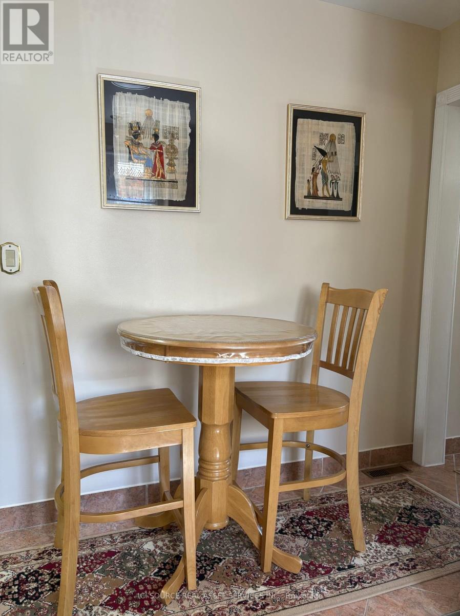 1657 Glendale Avenue, Windsor, Ontario  N8T 2N1 - Photo 12 - X12425438