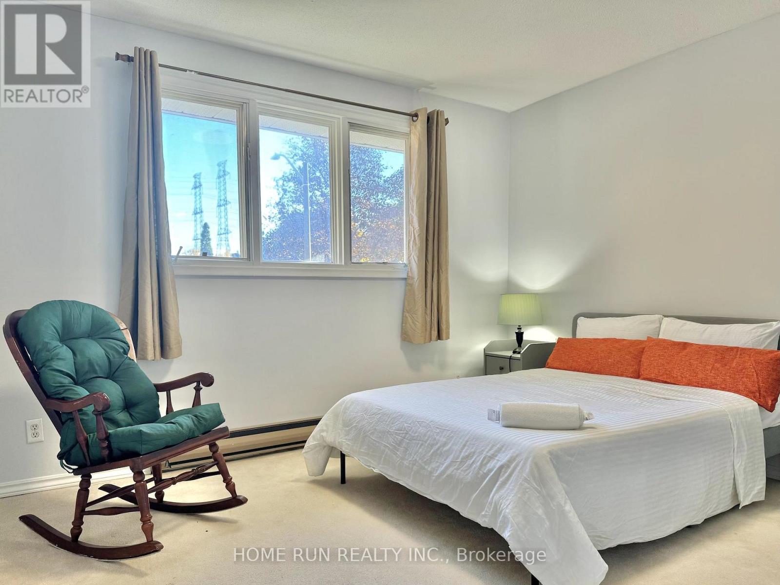 685 Farmington Avenue, Ottawa, Ontario  K1V 7H4 - Photo 19 - X12430871