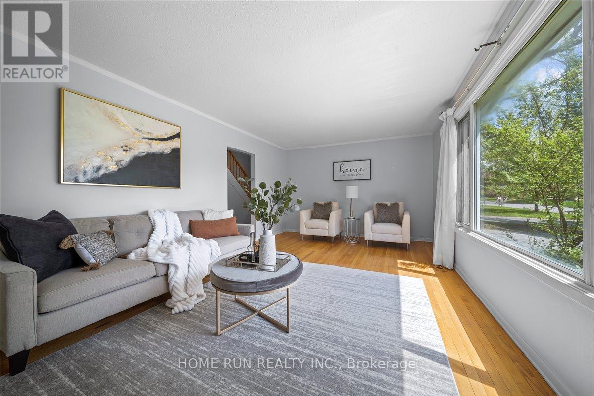 685 Farmington Avenue, Ottawa, Ontario  K1V 7H4 - Photo 5 - X12430871