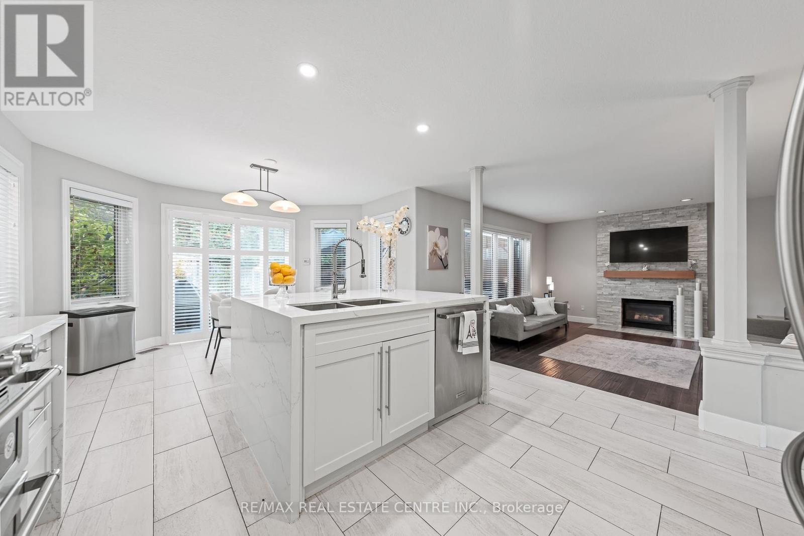 715 Burnett Avenue, Cambridge, Ontario  N1T 1P1 - Photo 13 - X12430859