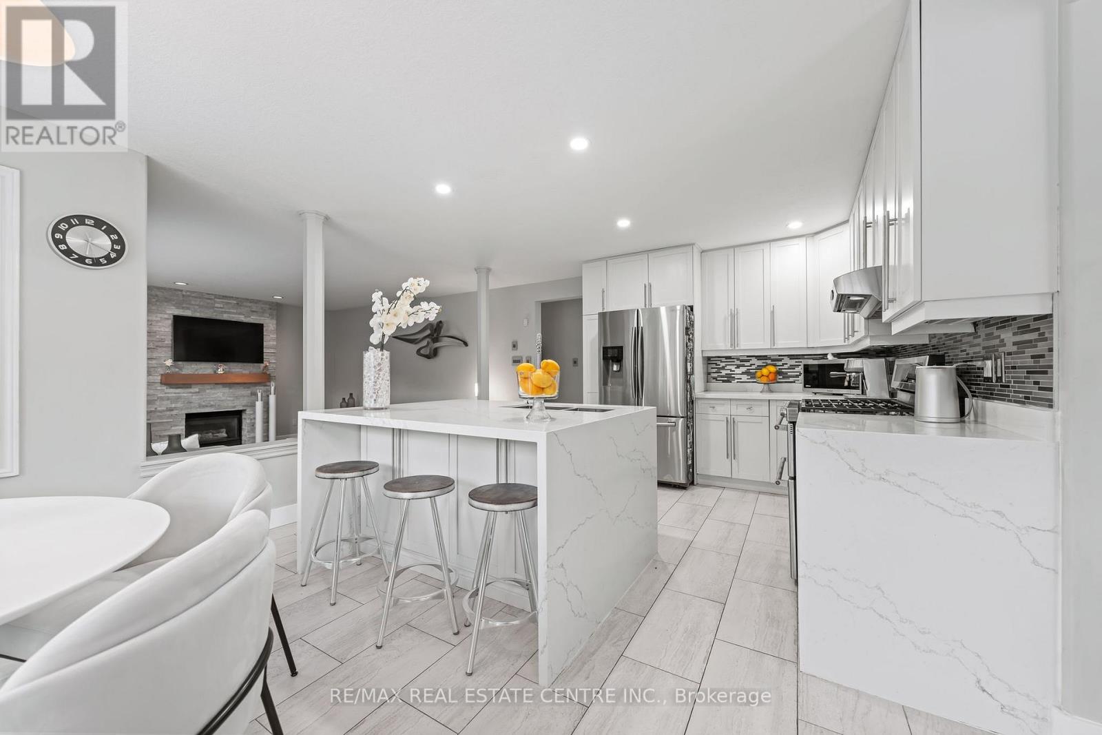 715 Burnett Avenue, Cambridge, Ontario  N1T 1P1 - Photo 16 - X12430859