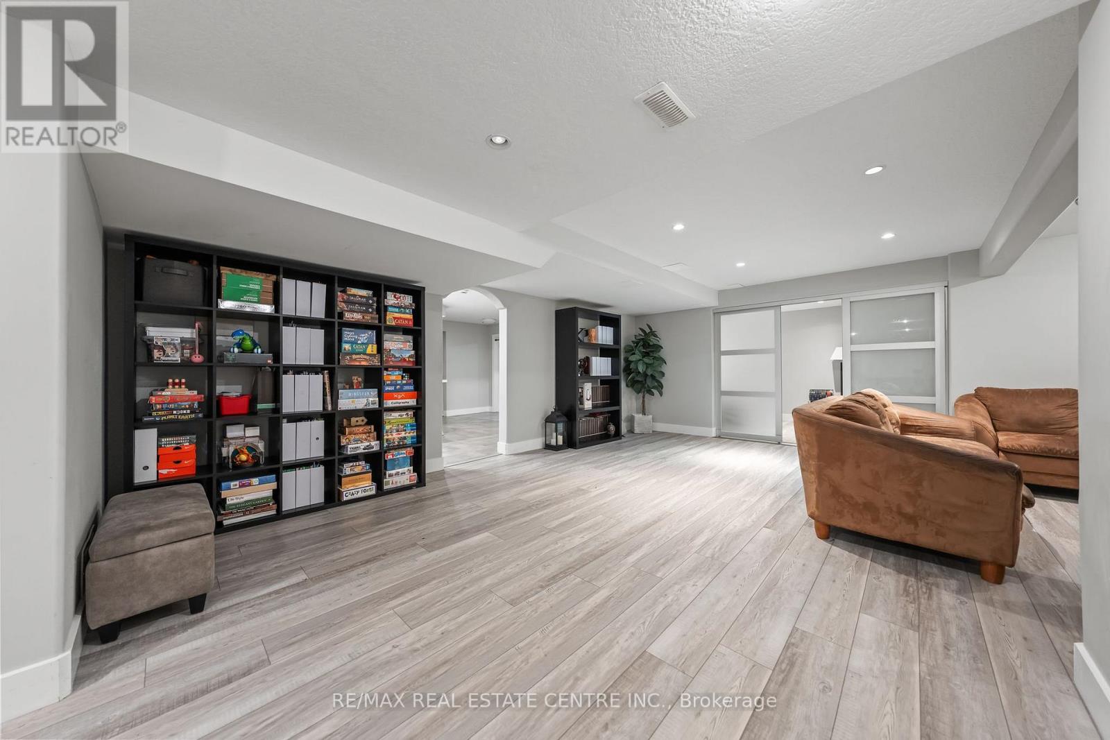 715 Burnett Avenue, Cambridge, Ontario  N1T 1P1 - Photo 37 - X12430859