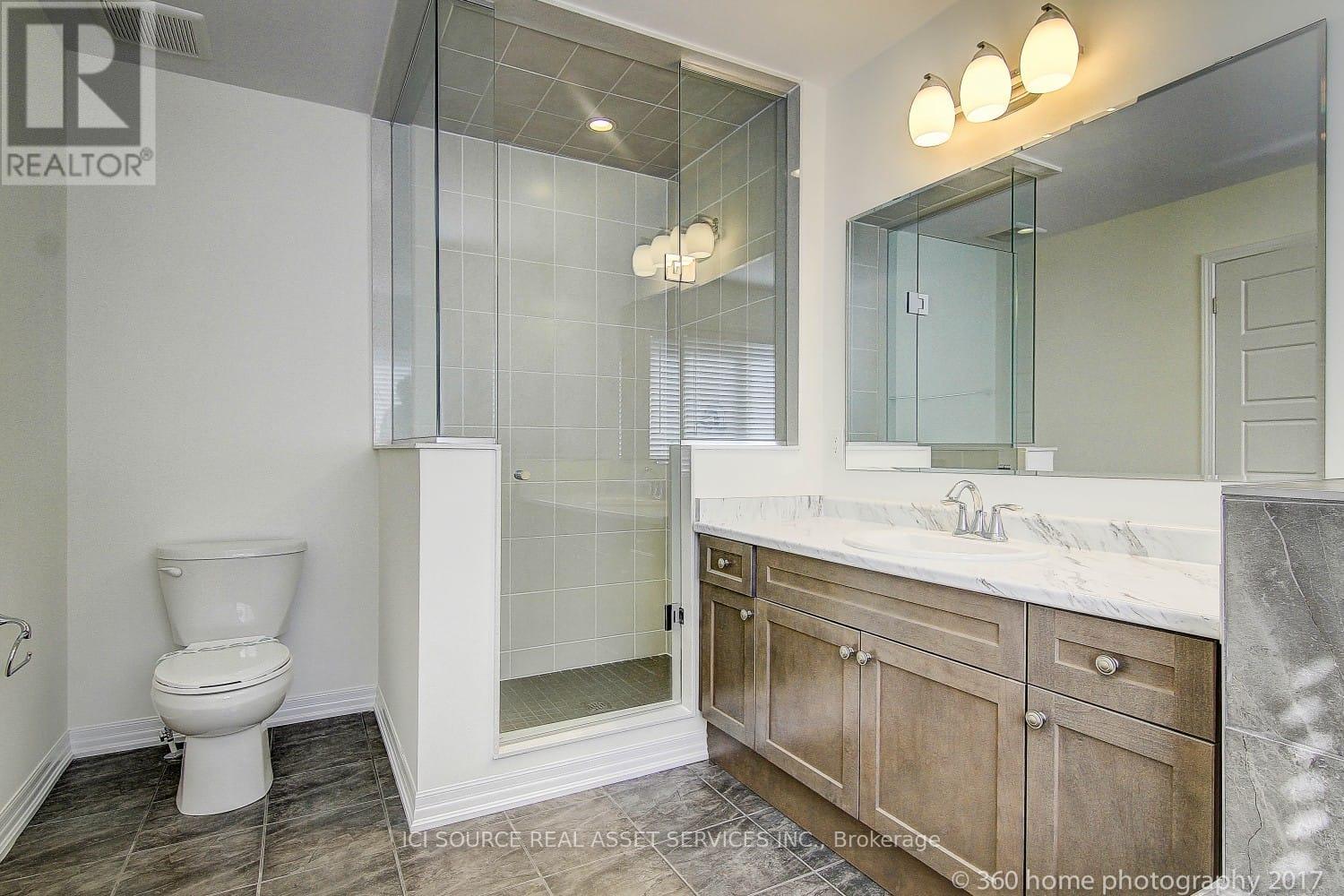176 Beaveridge Avenue, Oakville, Ontario  L6H 7C3 - Photo 7 - W12430431