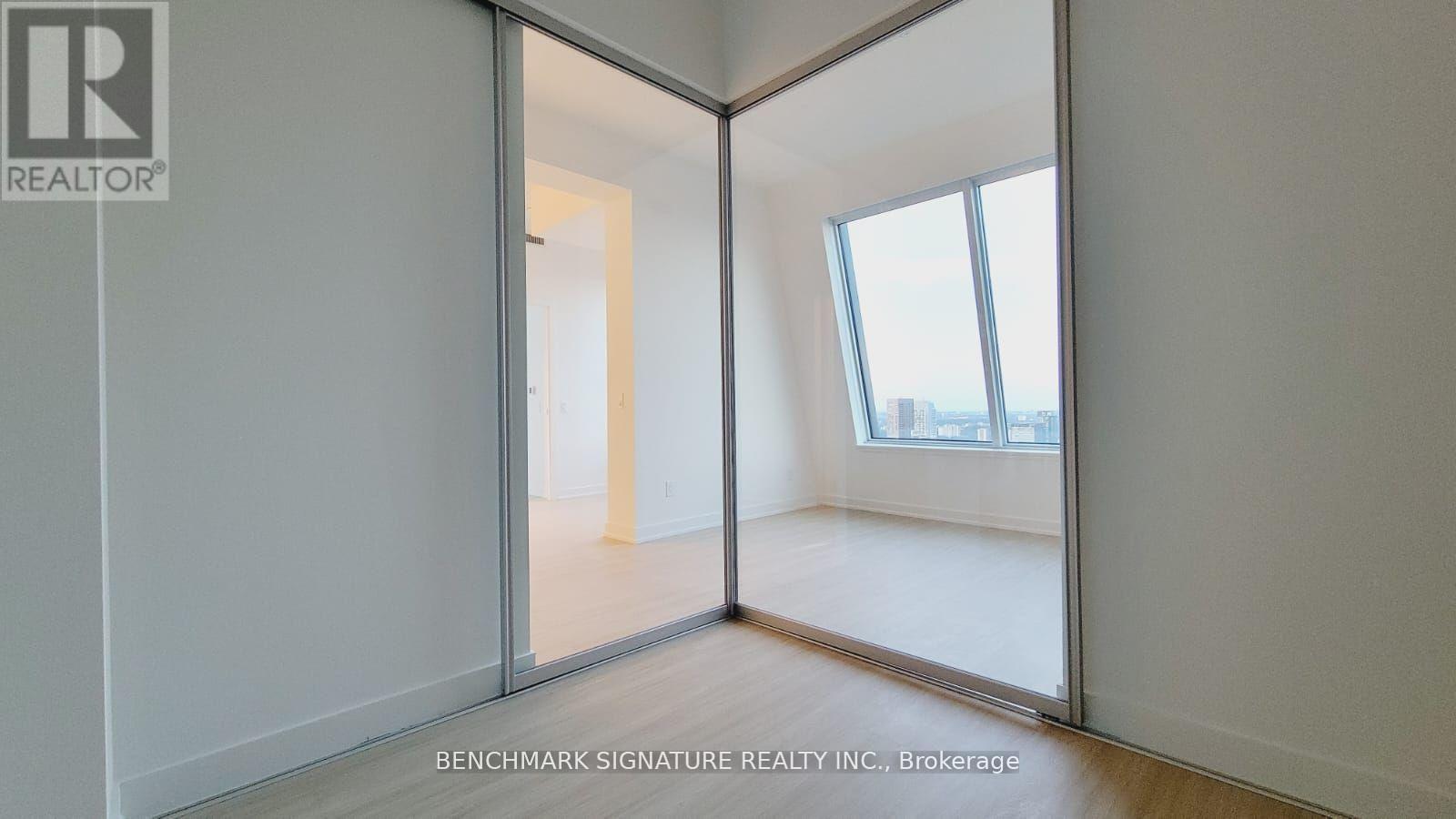 6007 - 8 Wellesley Street W, Toronto, Ontario  M4Y 0J5 - Photo 11 - C12430879