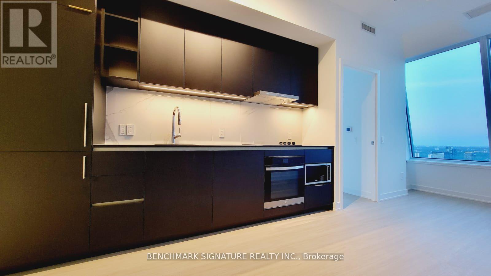 6007 - 8 Wellesley Street W, Toronto, Ontario  M4Y 0J5 - Photo 12 - C12430879
