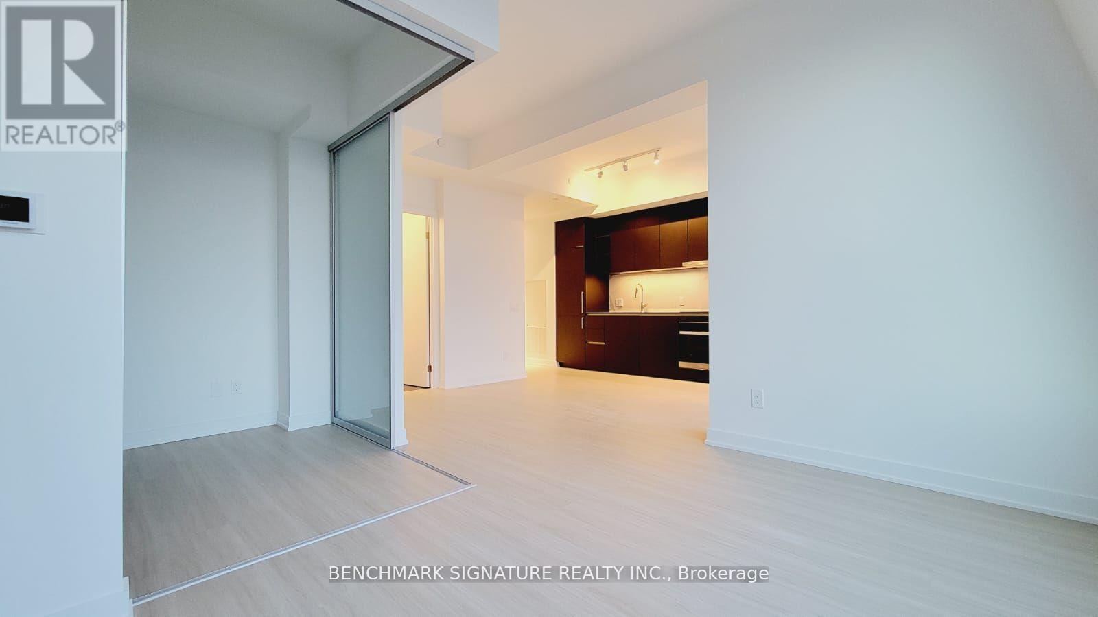 6007 - 8 Wellesley Street W, Toronto, Ontario  M4Y 0J5 - Photo 6 - C12430879
