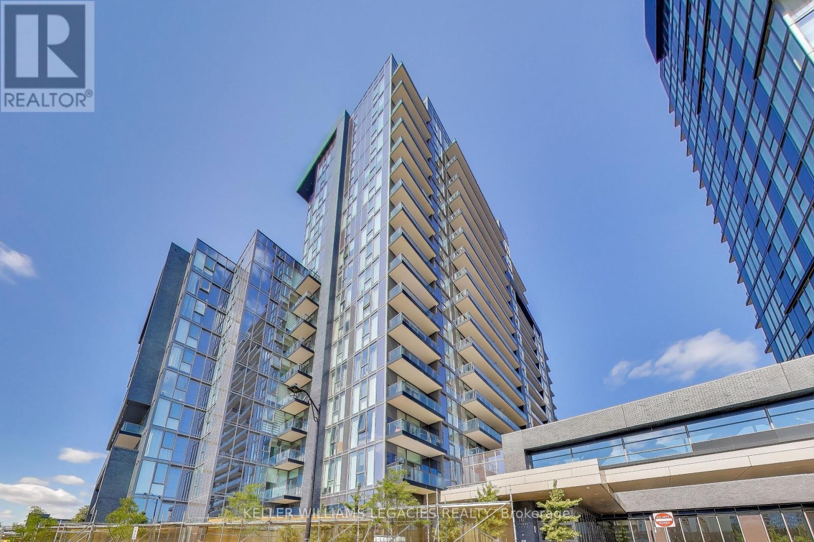 1405 - 10 GATINEAU DRIVE, Vaughan, Ontario