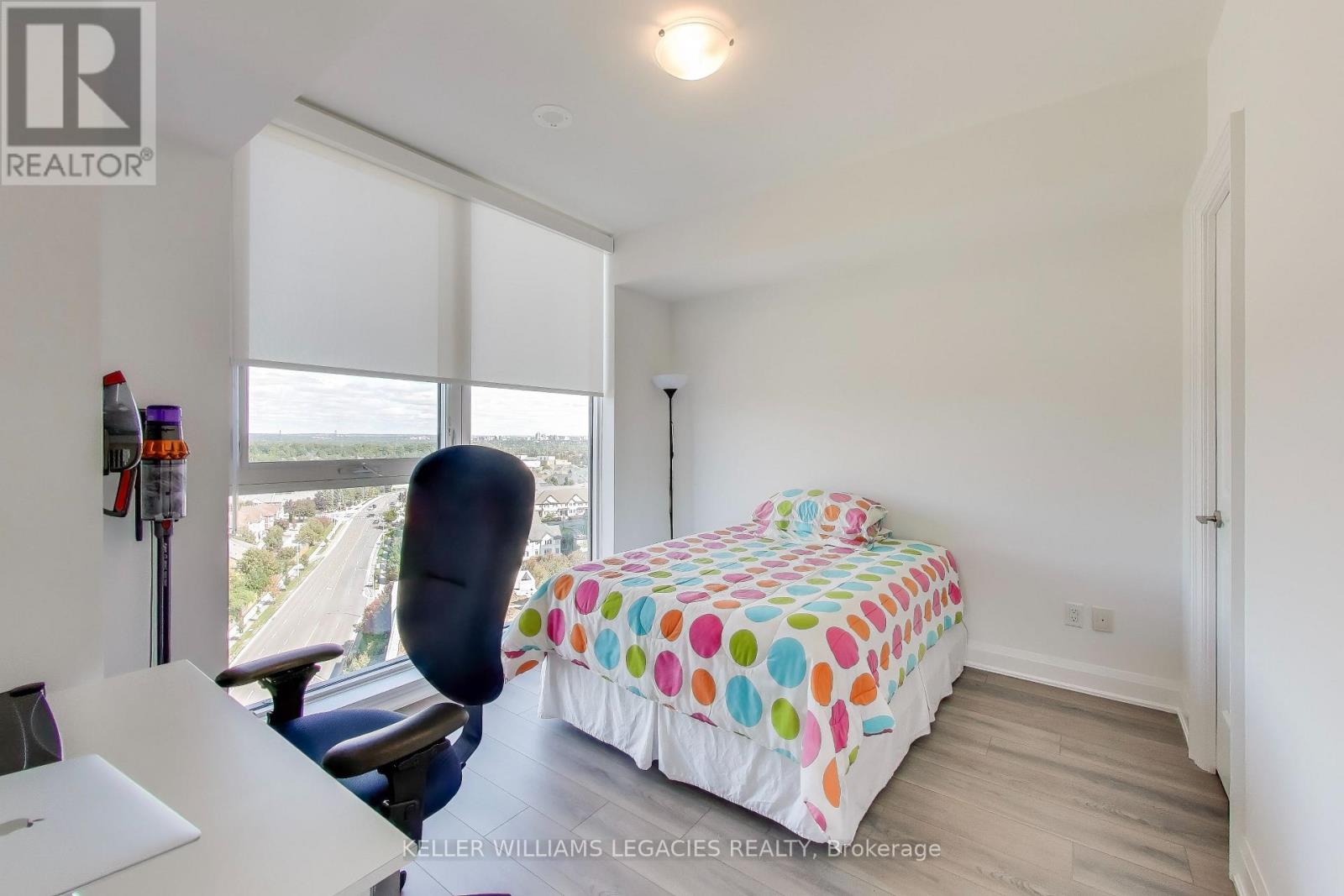 1405 - 10 Gatineau Drive, Vaughan, Ontario  L4J 0L2 - Photo 19 - N12430877