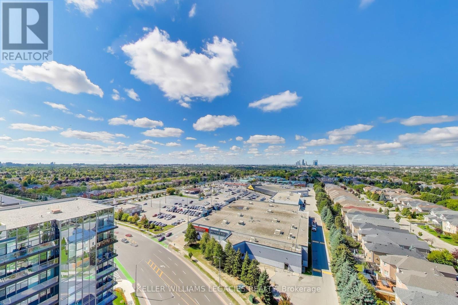 1405 - 10 Gatineau Drive, Vaughan, Ontario  L4J 0L2 - Photo 25 - N12430877