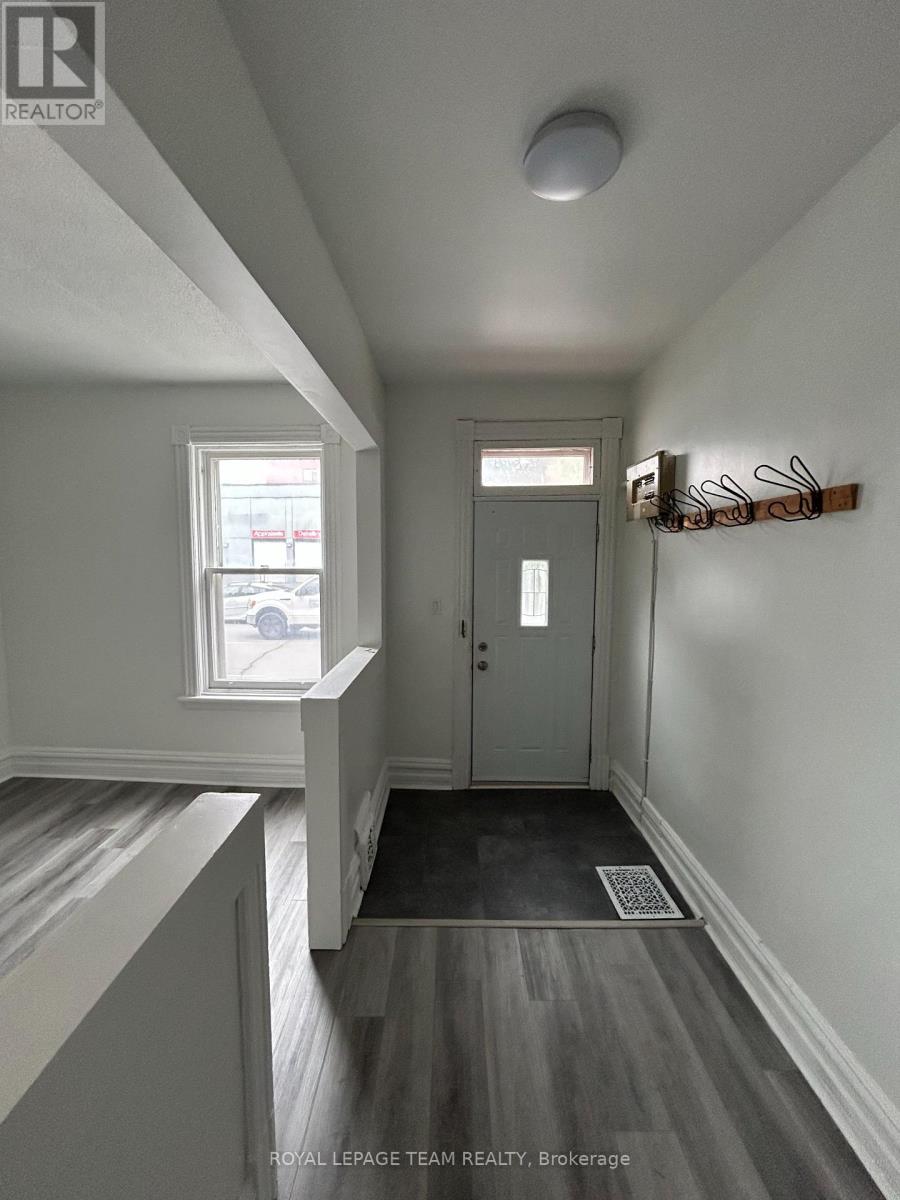 310 Cumberland Street, Ottawa, Ontario  K1N 7H9 - Photo 3 - X12430883