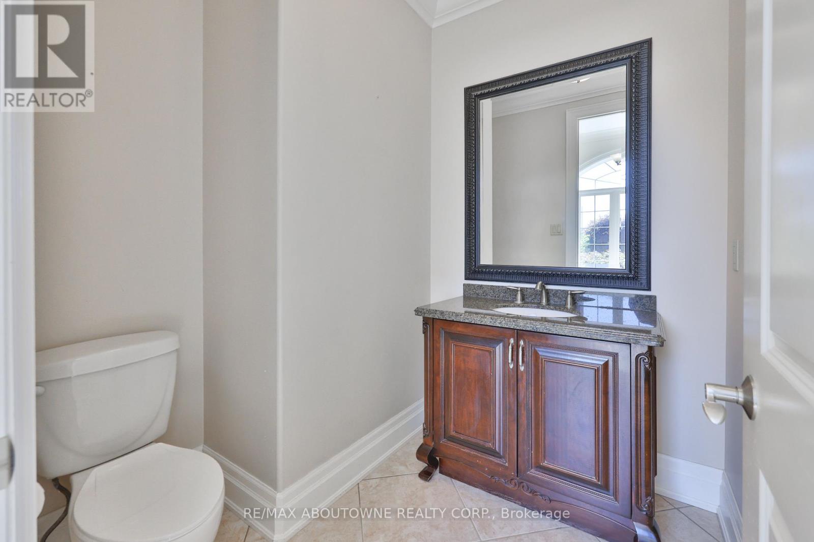 803 Ridge Road, Hamilton, Ontario  L8J 2Y3 - Photo 19 - X12430872