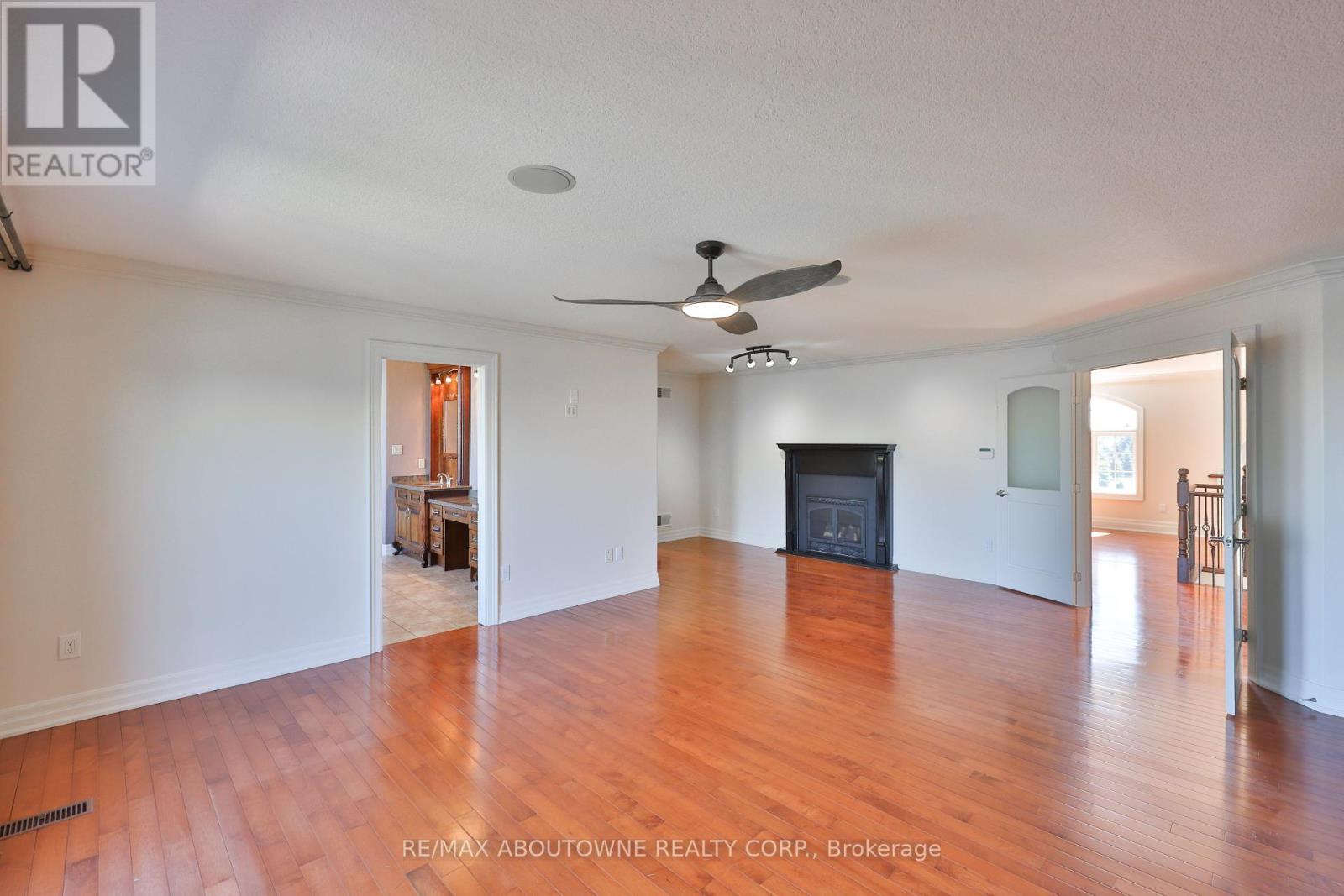 803 Ridge Road, Hamilton, Ontario  L8J 2Y3 - Photo 23 - X12430872