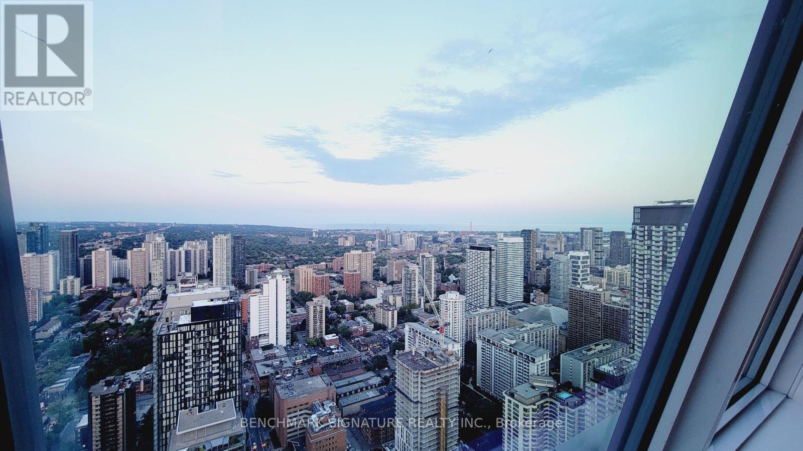 6007 - 8 WELLESLEY STREET W, Toronto, Ontario