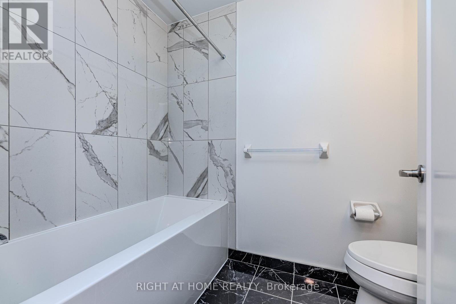 2616 - 70 Princess Street, Toronto, Ontario  M5A 0X6 - Photo 27 - C12430885