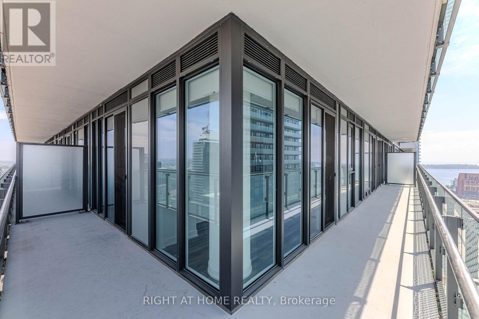 2616 - 70 Princess Street, Toronto, Ontario  M5A 0X6 - Photo 31 - C12430885