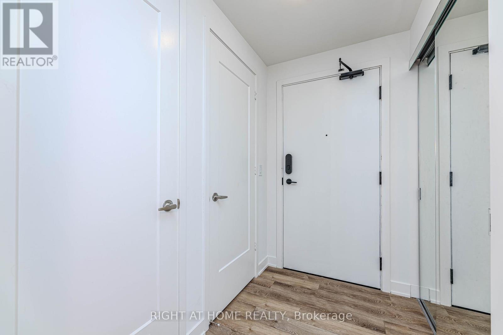 2616 - 70 Princess Street, Toronto, Ontario  M5A 0X6 - Photo 6 - C12430885