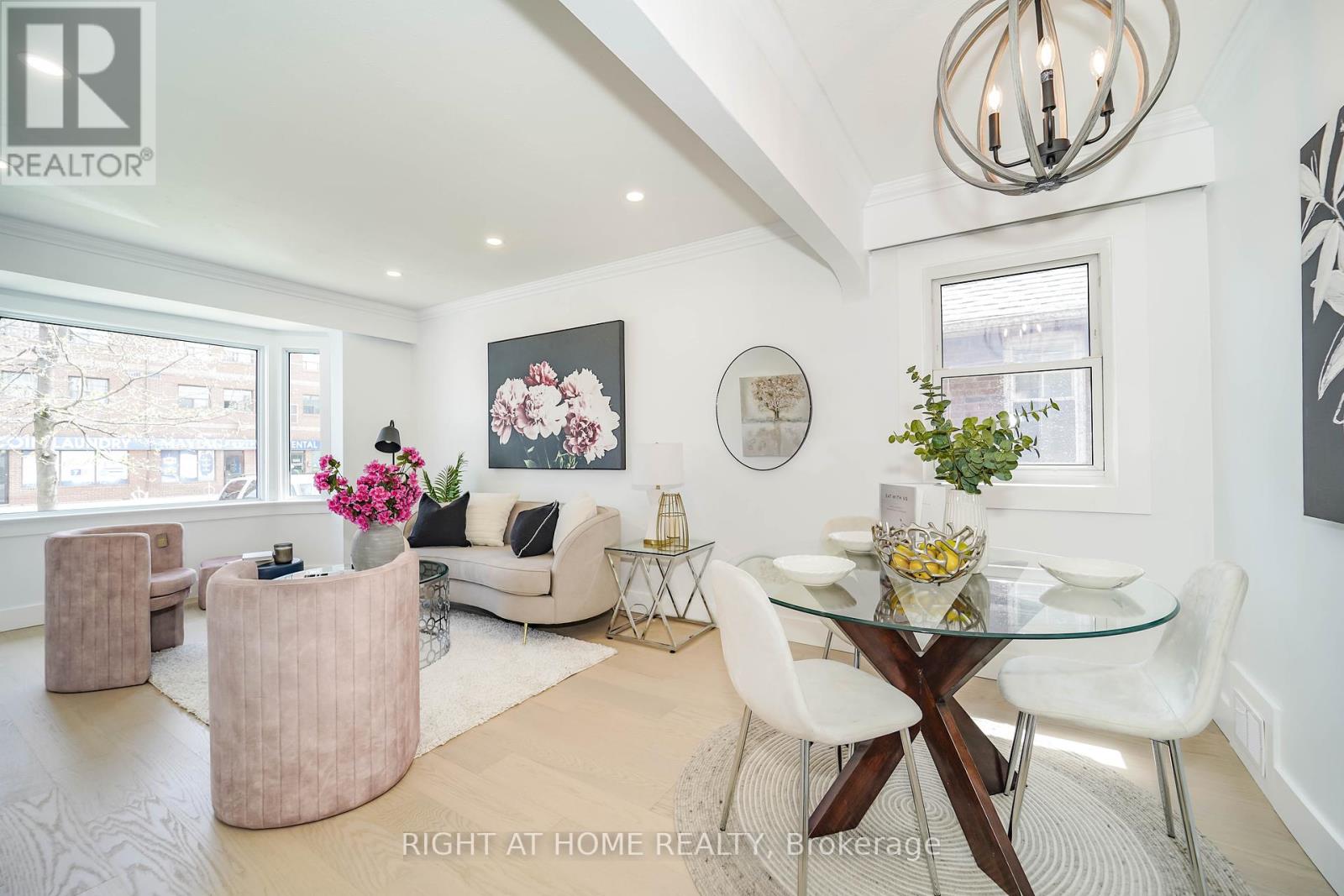 1360 Woodbine Avenue, Toronto, Ontario  M4C 4G5 - Photo 11 - E12430884