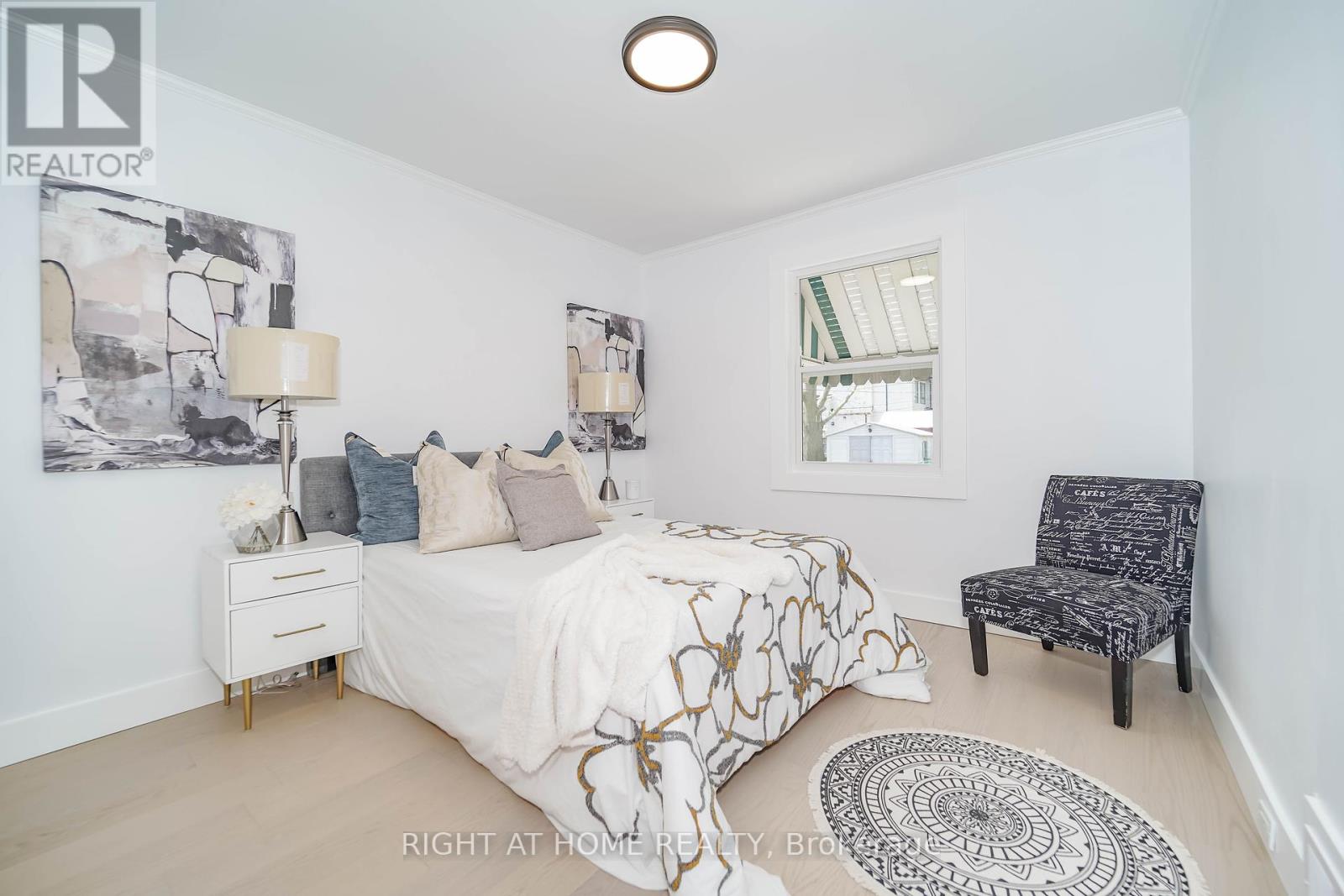 1360 Woodbine Avenue, Toronto, Ontario  M4C 4G5 - Photo 16 - E12430884