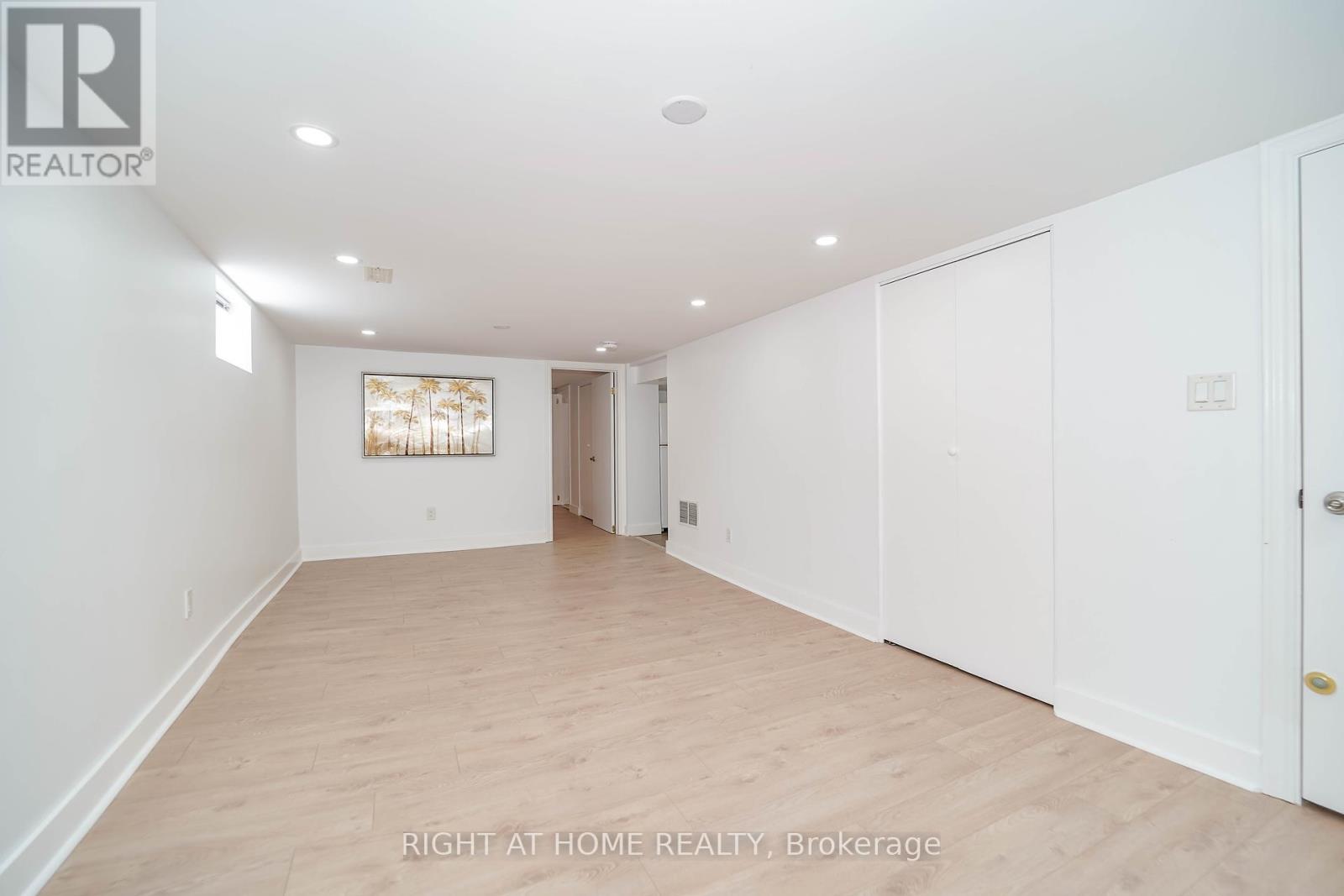 1360 Woodbine Avenue, Toronto, Ontario  M4C 4G5 - Photo 28 - E12430884