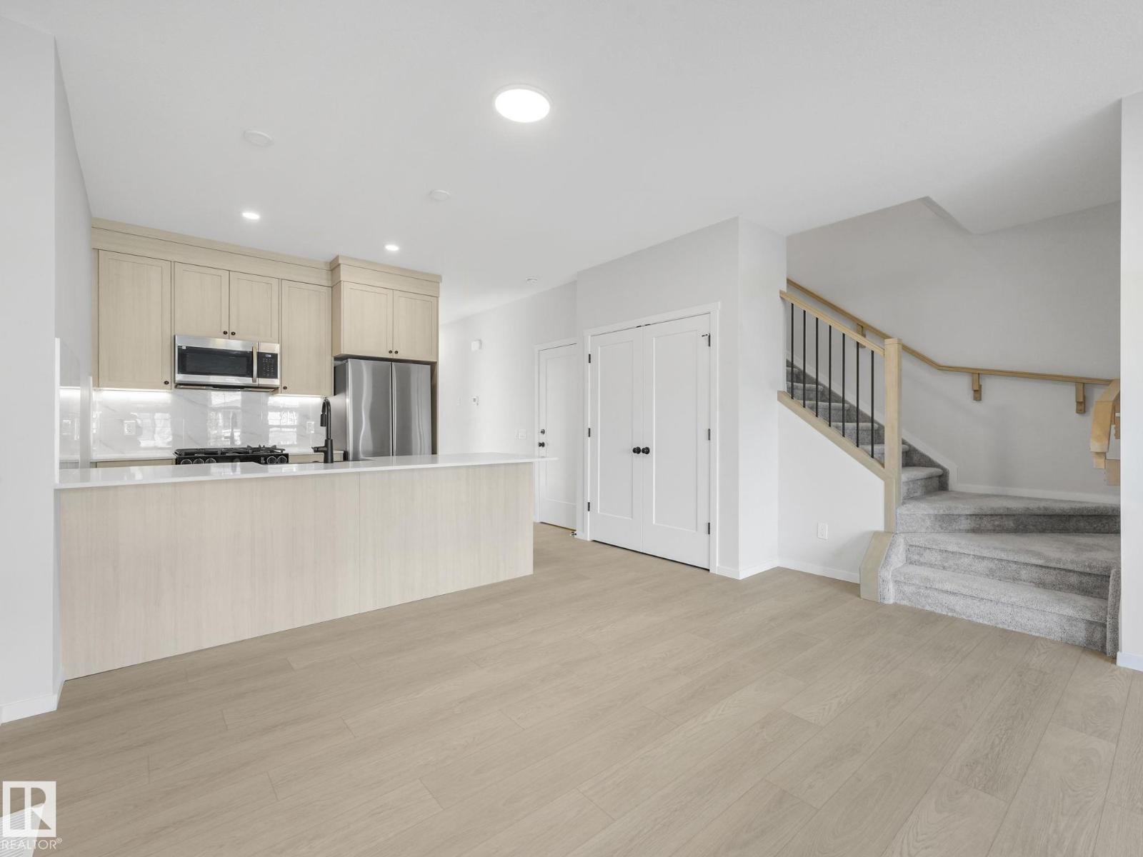 238 Orchards Blvd Sw, Edmonton, Alberta  T6X 2G9 - Photo 12 - E4459885