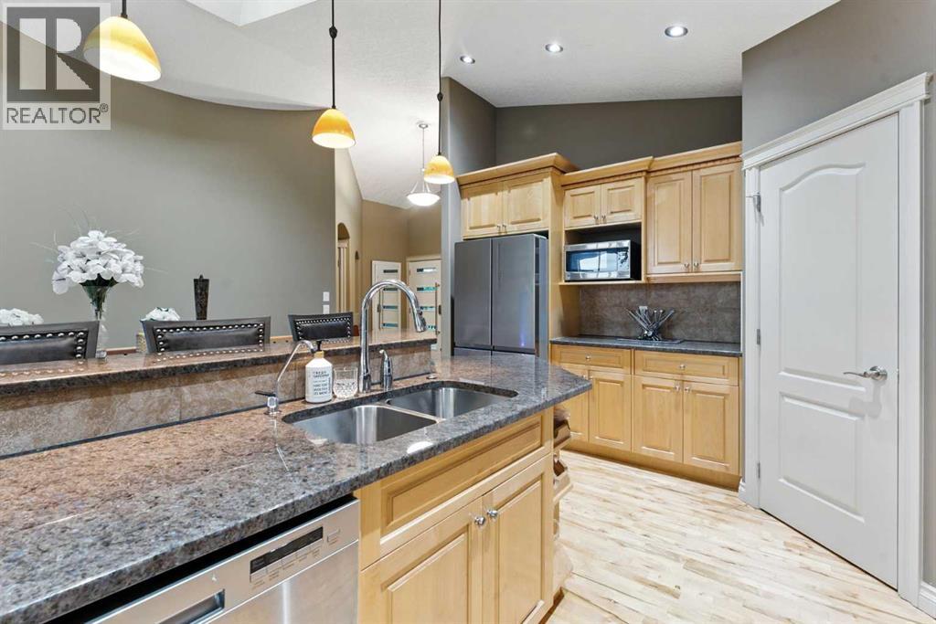 110 West Creek Springs, Chestermere, Alberta  T1X 1N7 - Photo 10 - A2245041