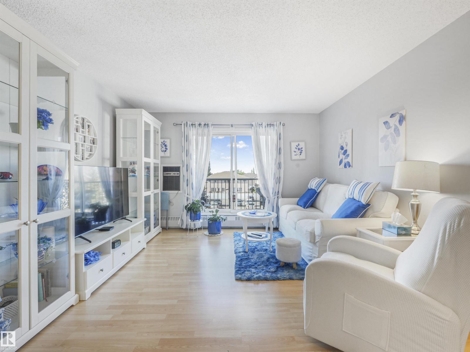 #318 6710 158 Av Nw, Edmonton, Alberta  T5Z 3A7 - Photo 2 - E4452809