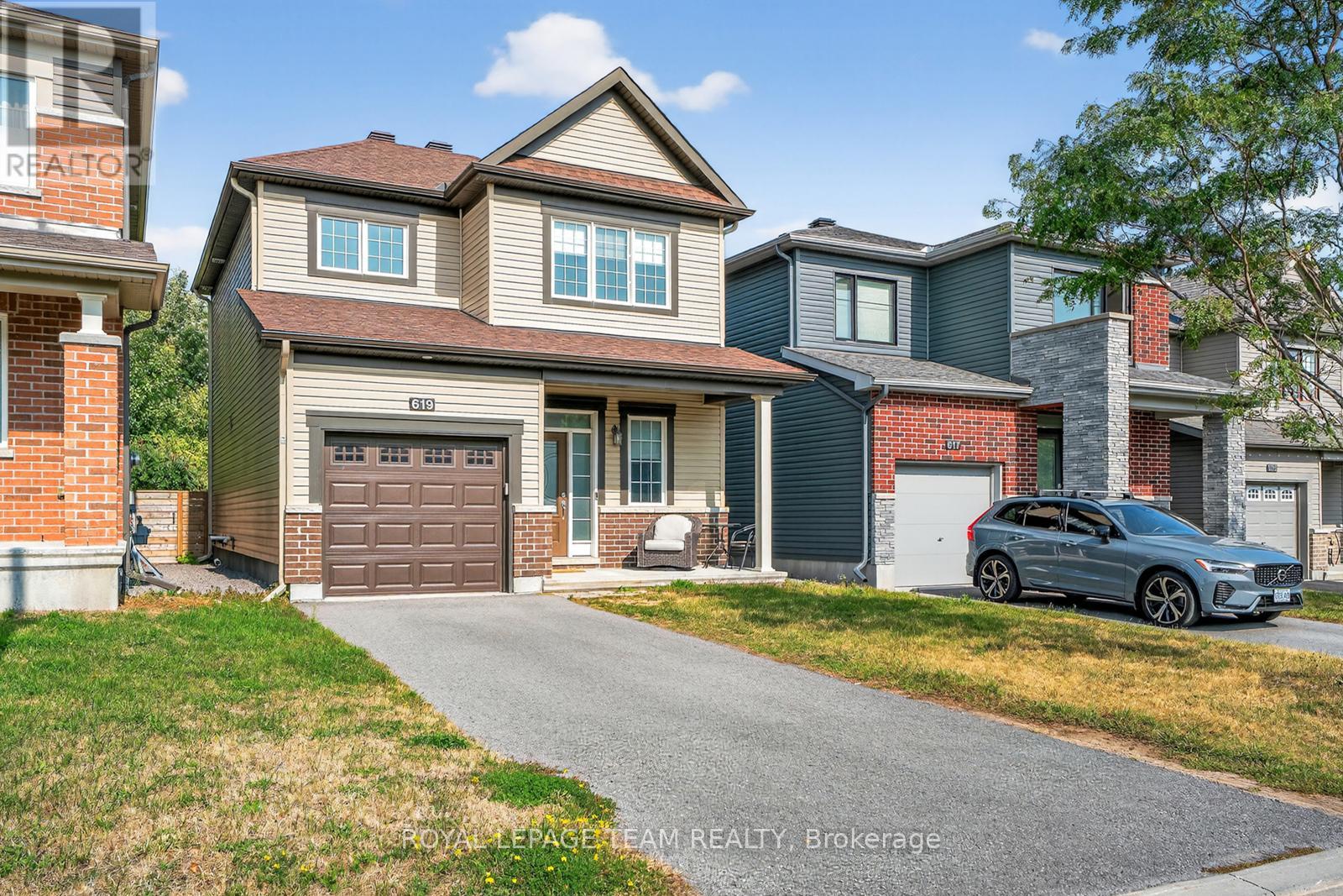 619 Geranium Walk, Ottawa, Ontario  K2S 2J3 - Photo 3 - X12430887