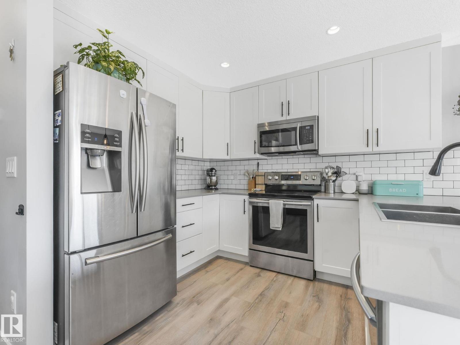 22119 87 Av Nw, Edmonton, Alberta  T5T 7H7 - Photo 10 - E4455231