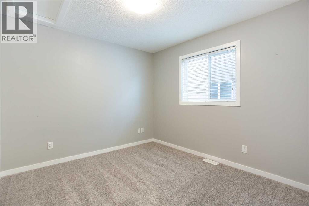 9 Cougar Ridge Rise Sw, Calgary, Alberta  T3H 0S7 - Photo 22 - A2249270