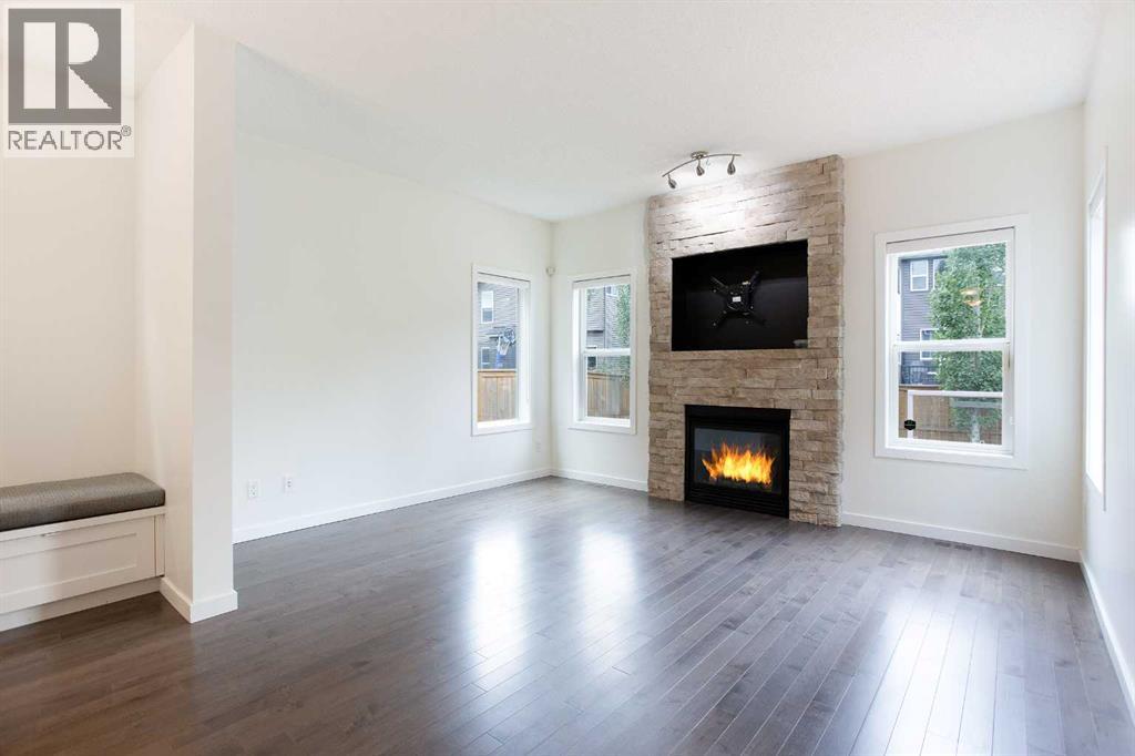 9 Cougar Ridge Rise Sw, Calgary, Alberta  T3H 0S7 - Photo 5 - A2249270