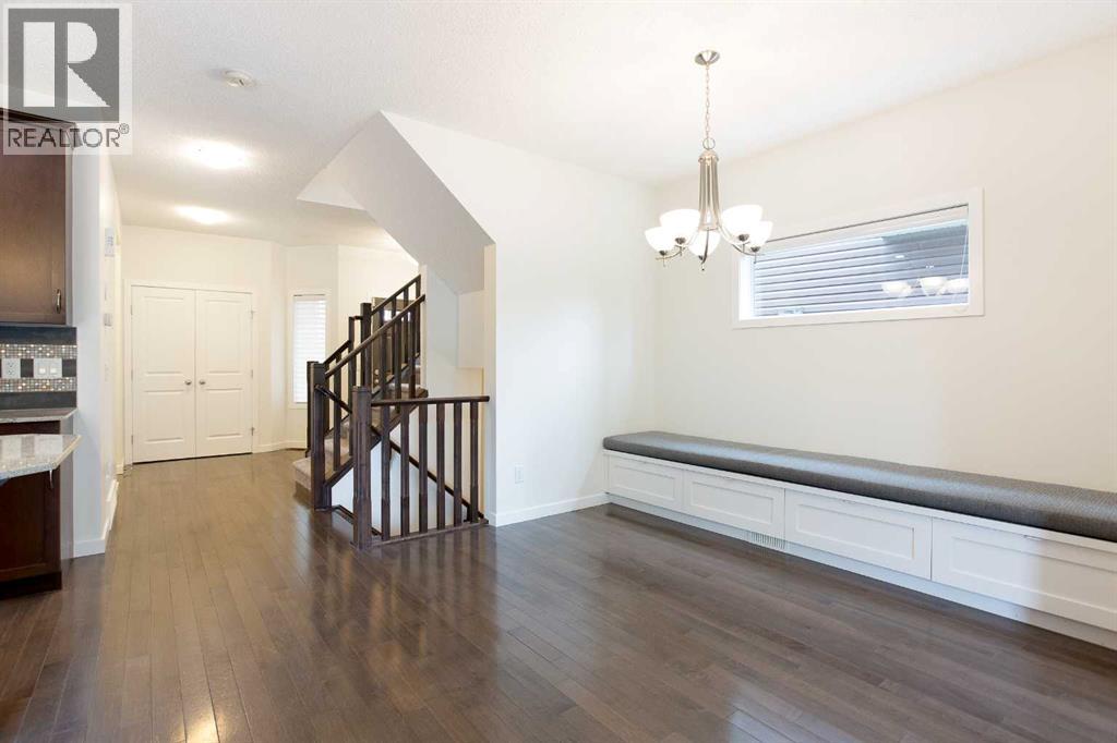 9 Cougar Ridge Rise Sw, Calgary, Alberta  T3H 0S7 - Photo 4 - A2249270