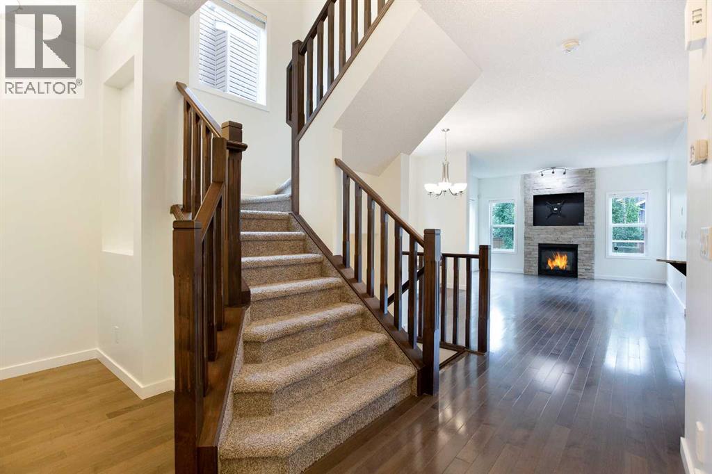9 Cougar Ridge Rise Sw, Calgary, Alberta  T3H 0S7 - Photo 2 - A2249270
