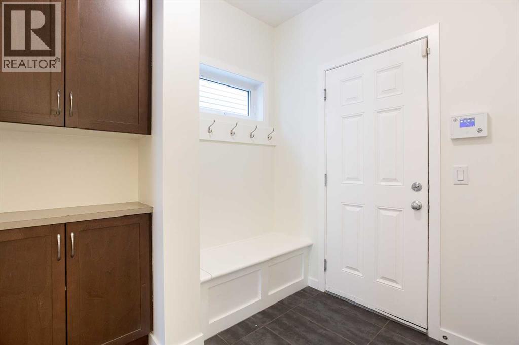 9 Cougar Ridge Rise Sw, Calgary, Alberta  T3H 0S7 - Photo 13 - A2249270