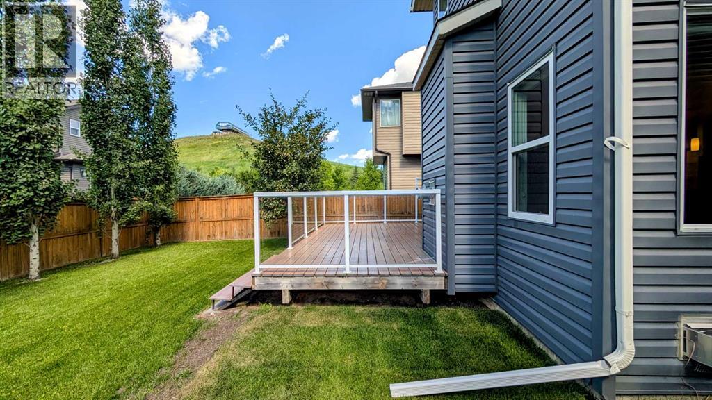9 Cougar Ridge Rise Sw, Calgary, Alberta  T3H 0S7 - Photo 35 - A2249270