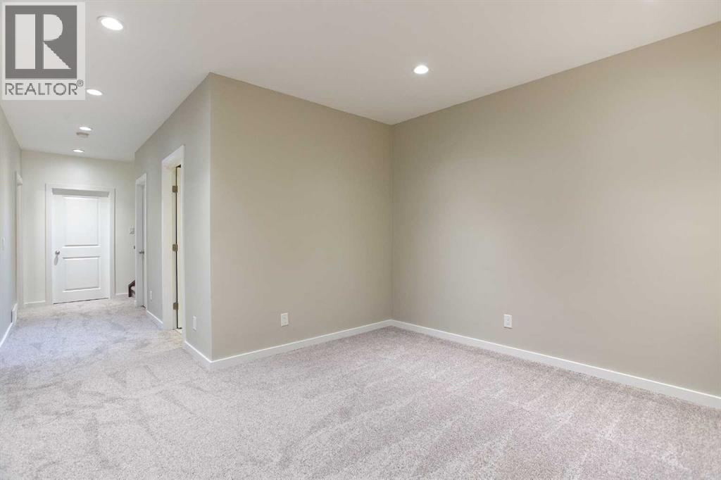 9 Cougar Ridge Rise Sw, Calgary, Alberta  T3H 0S7 - Photo 34 - A2249270