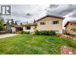 9527 98 Avenue Smith