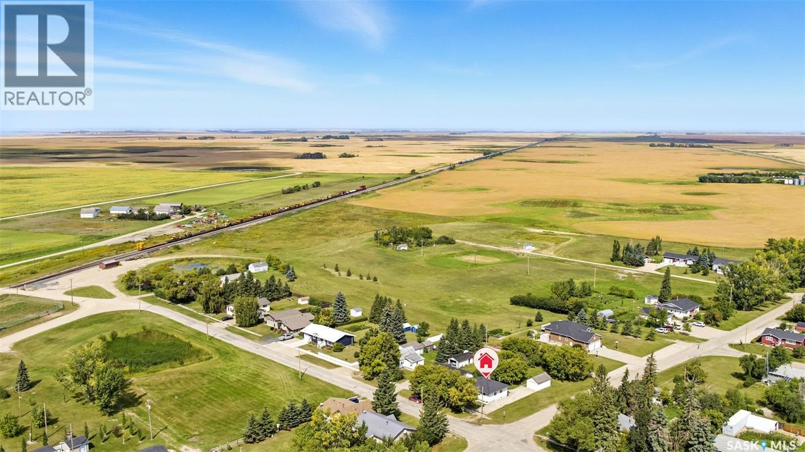 301 3rd Avenue W, Nokomis, Saskatchewan  S0G 3R0 - Photo 36 - SK019064