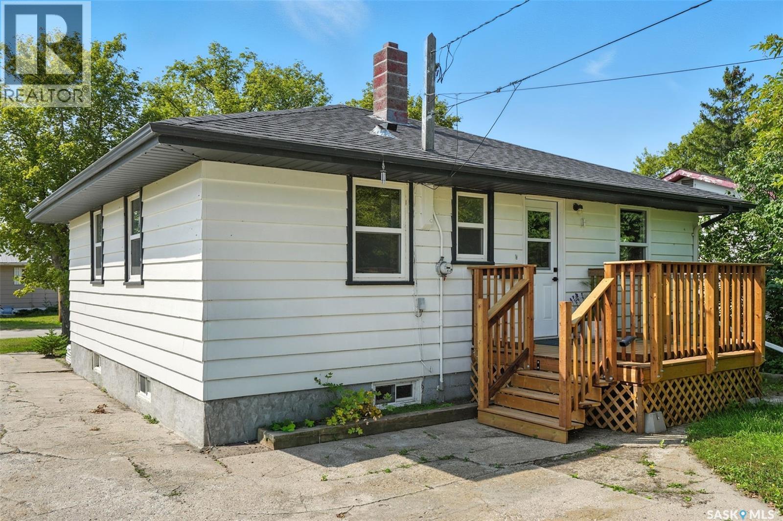 301 3rd Avenue W, Nokomis, Saskatchewan  S0G 3R0 - Photo 26 - SK019064