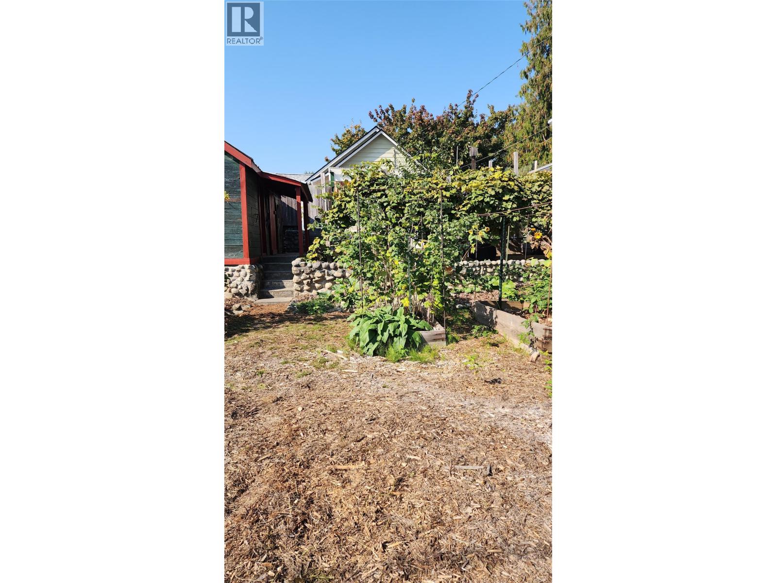 109 4th Avenue Nw, Nakusp, British Columbia  V0G 1R0 - Photo 25 - 10364187