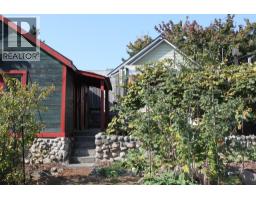 109 4th Avenue Nw Nakusp, Nakusp, Ca