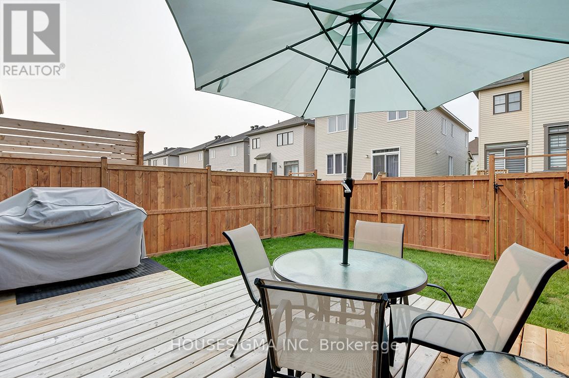 304 Lipizzaner Street, Ottawa, Ontario  K2S 0X8 - Photo 32 - X12430897