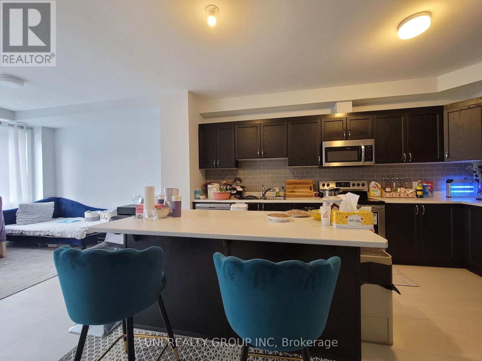 302 Ilmenite Private, Ottawa, Ontario  K2J 7C8 - Photo 12 - X12430898