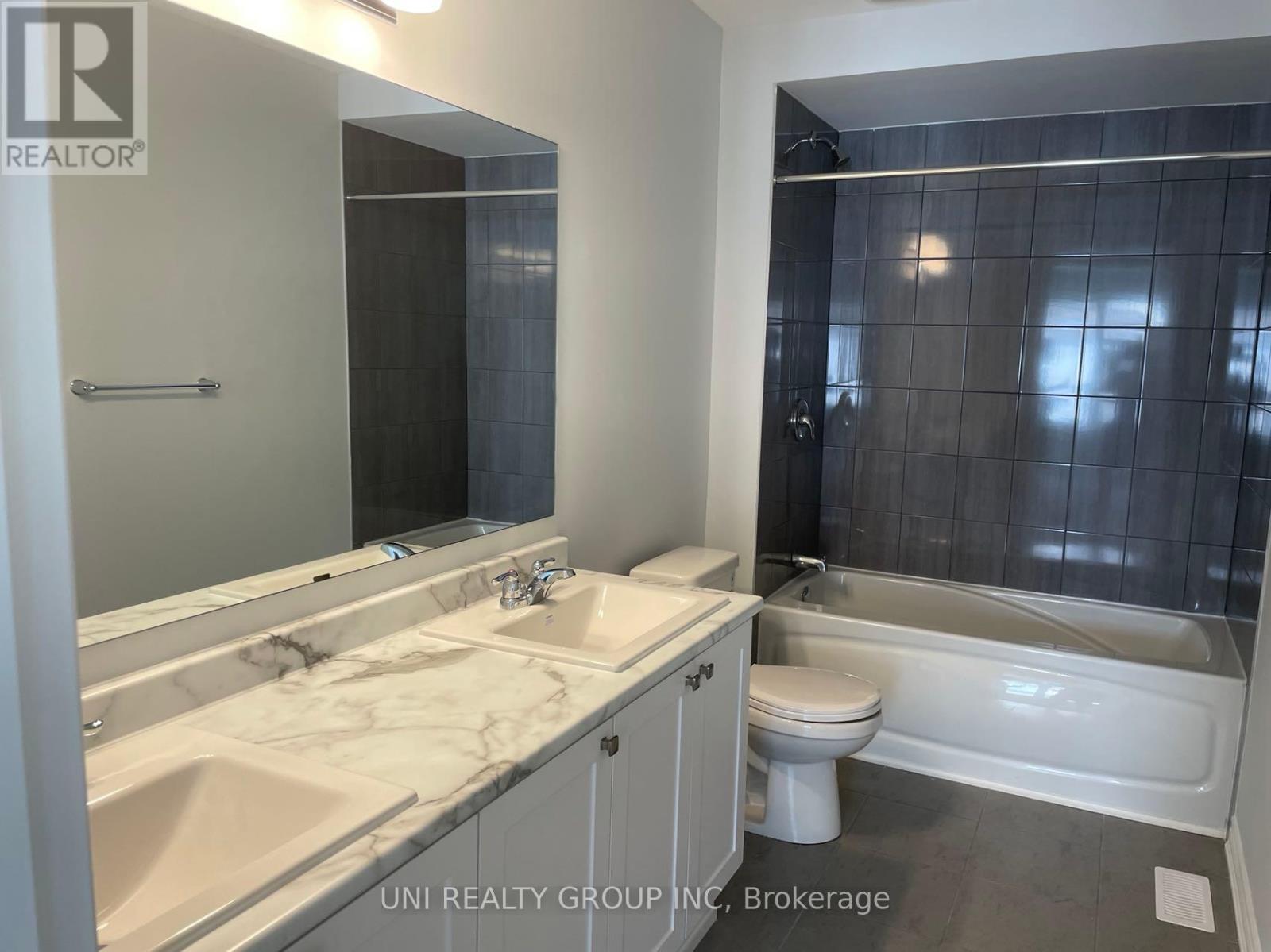 302 Ilmenite Private, Ottawa, Ontario  K2J 7C8 - Photo 16 - X12430898