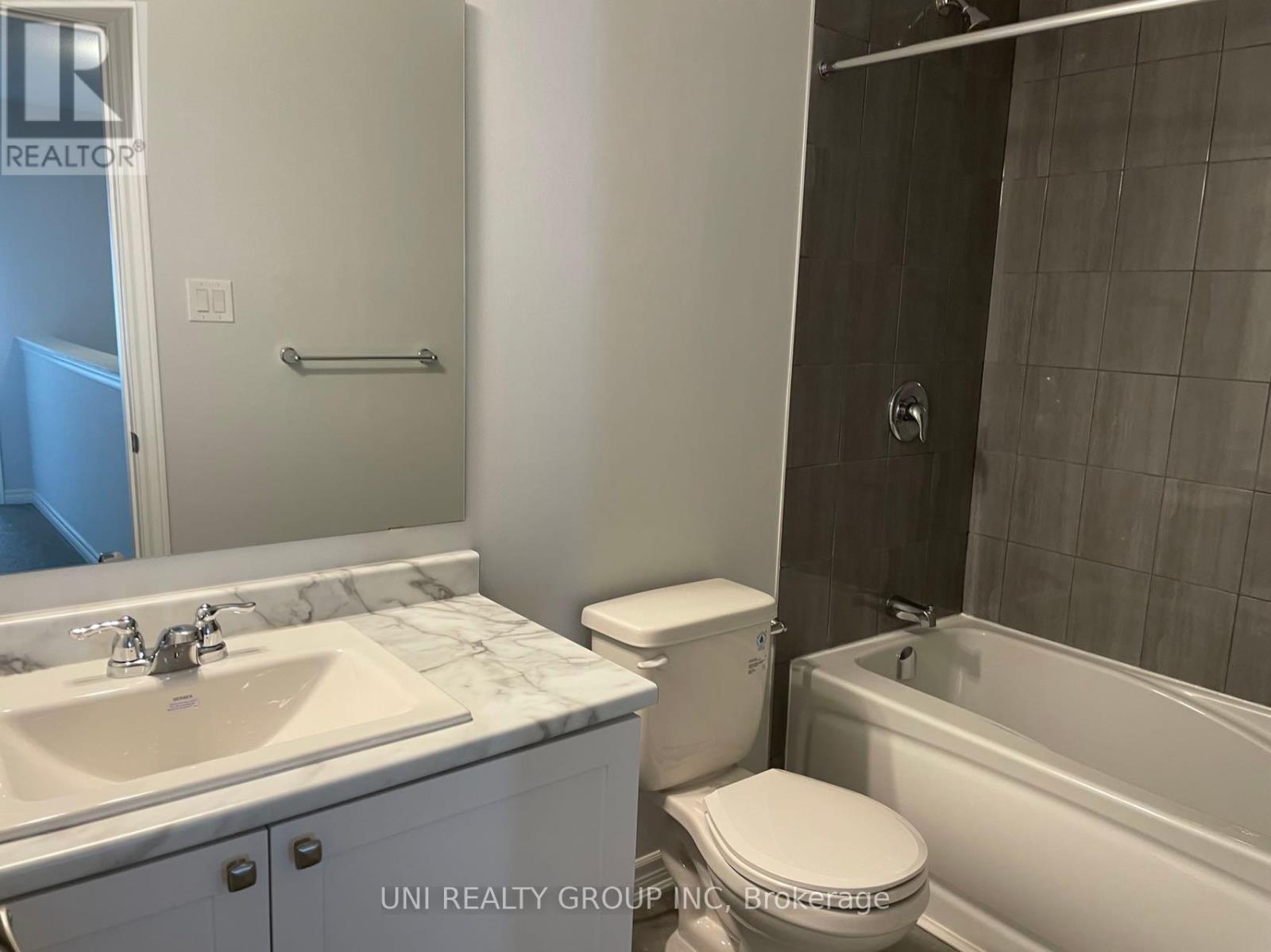 302 Ilmenite Private, Ottawa, Ontario  K2J 7C8 - Photo 18 - X12430898